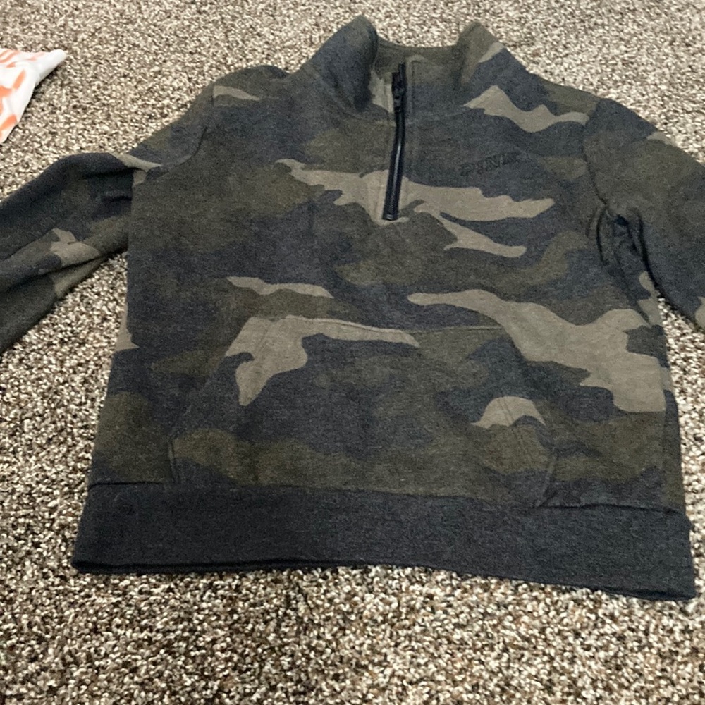Camo hoodie